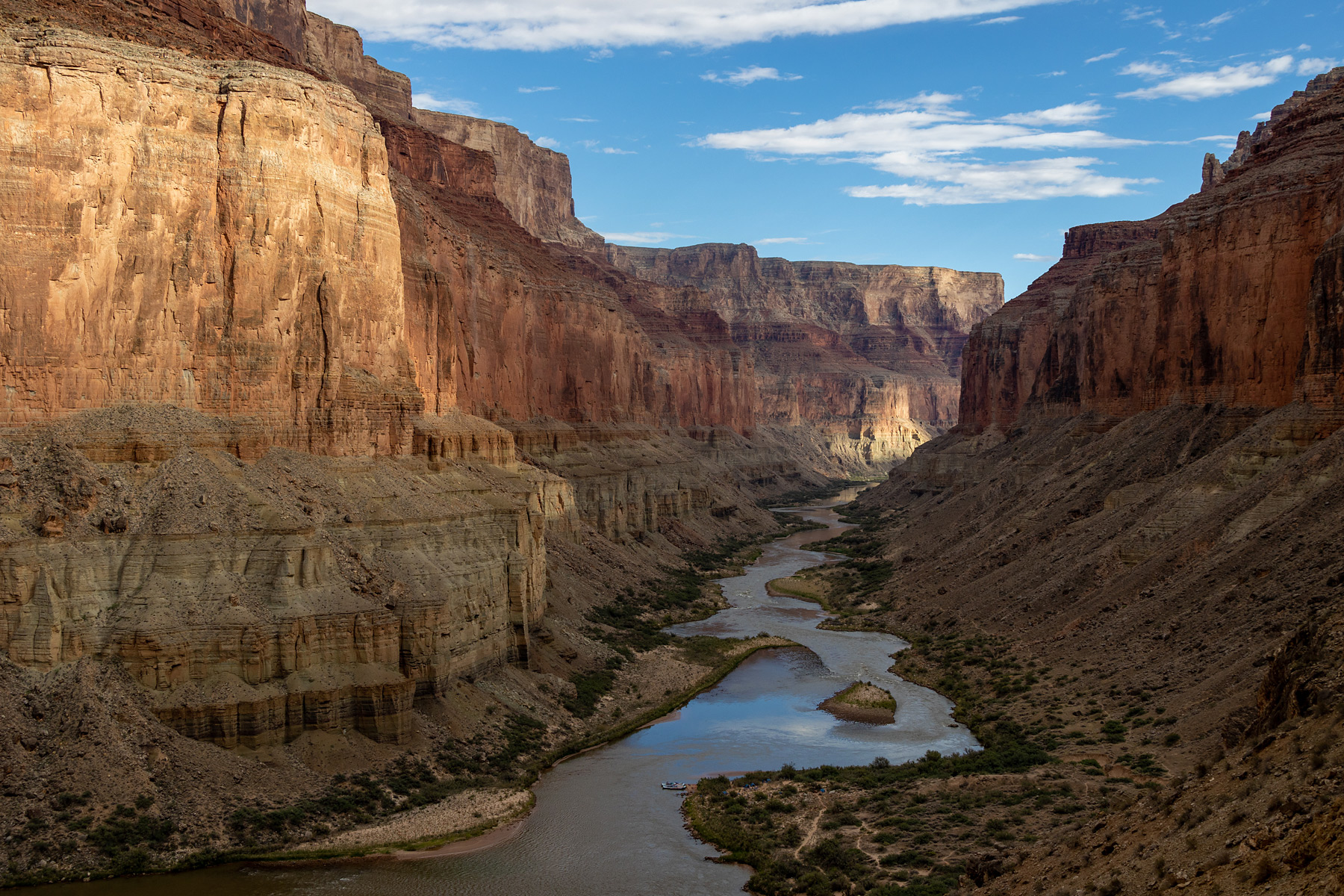 Grand Canyon Rafting With Oars 